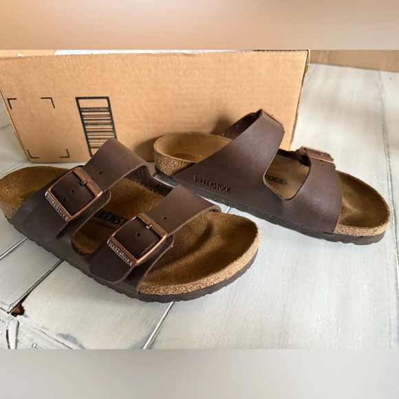 Birkenstock Arizona Soft Footbed Oiled Leather in Color Habana - Picture 2 of 7